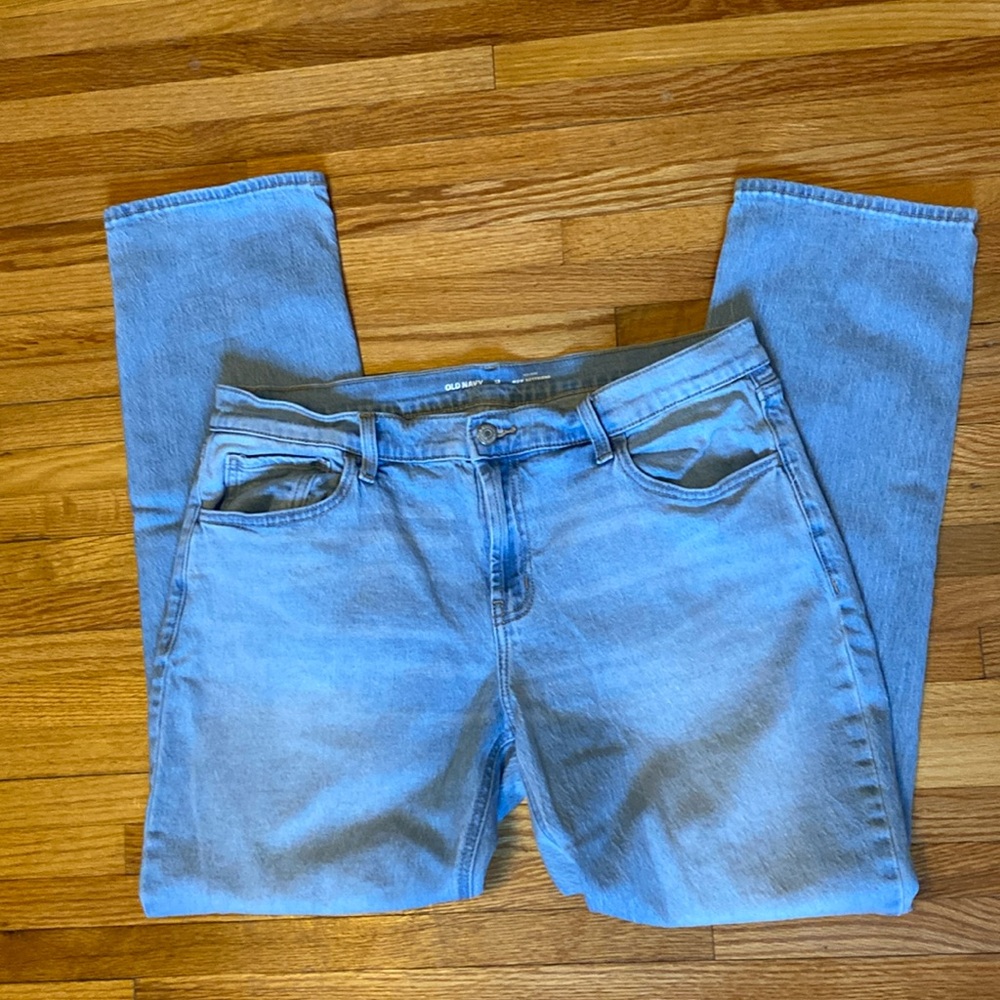 Old Navy Mid-Rise WOW Boyfriend Jeans